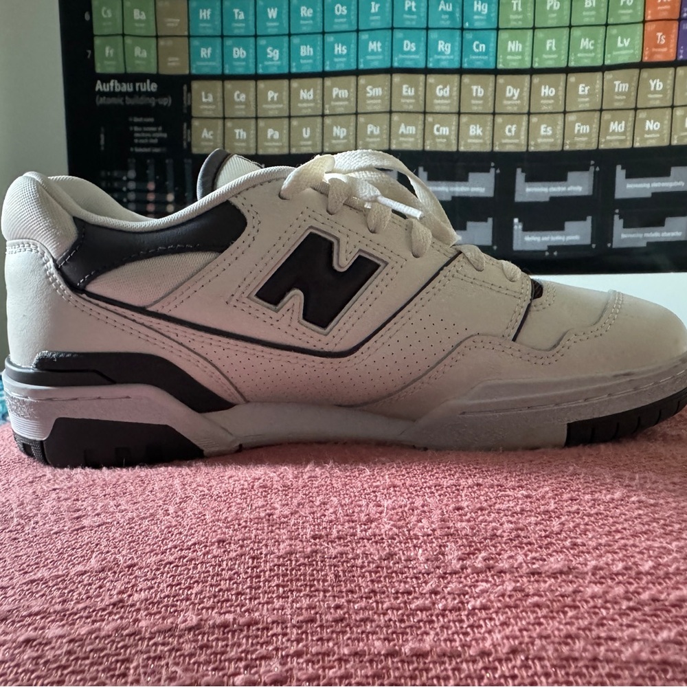 Womens New Balance 550s (Sea Salt/Magnet)